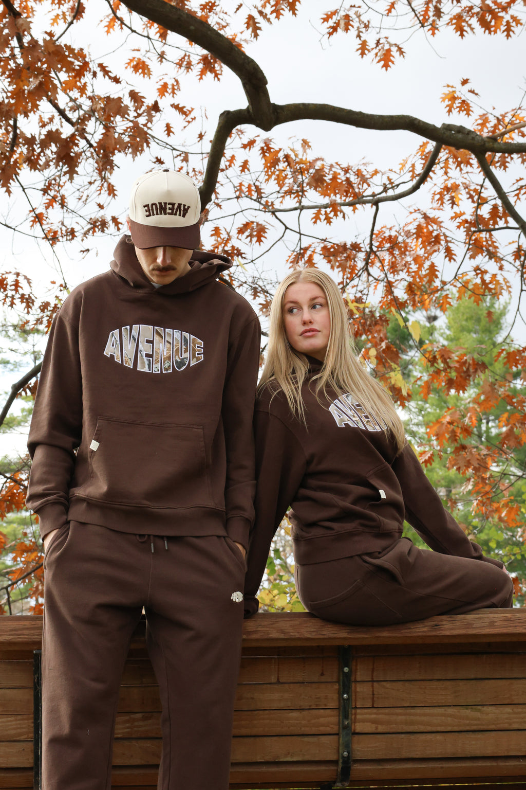 Hoodie Brown Appliqué